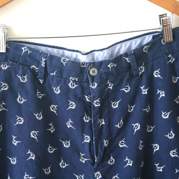 Size 34 - POLO RALPH LAUREN Men's Blue Swordfish Print Bermuda Shorts - Picture 2 of 4